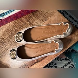 Tory Burch Flats size 8